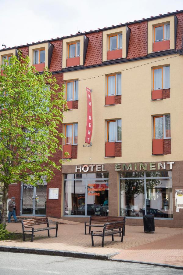 Hotel Eminent Stupava Exterior foto